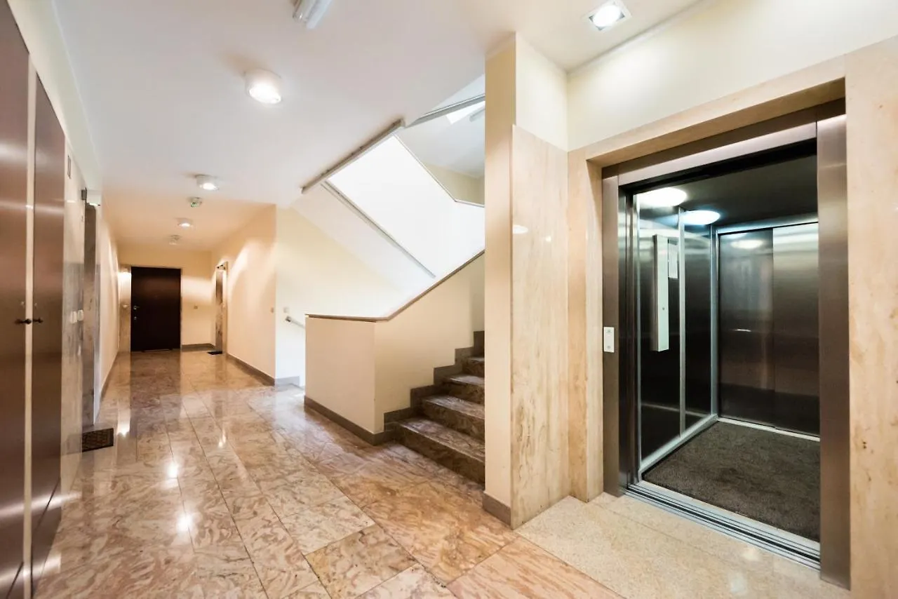 Wilanow Luxury Green Apartment وارسو